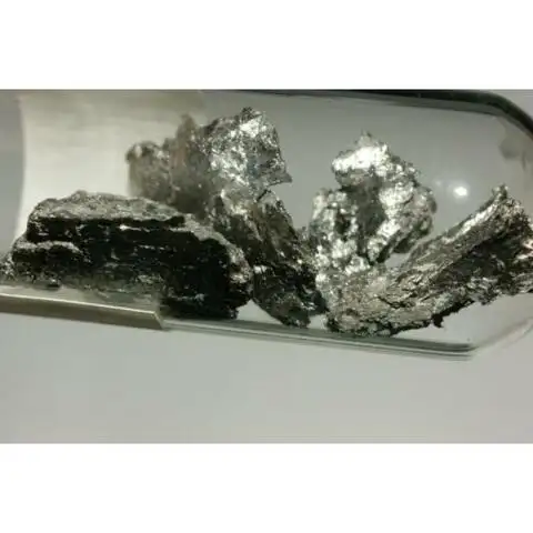 Кусочки металла диспрозия в запаянной ампуле (10 грамм, чистота 99.9%)
