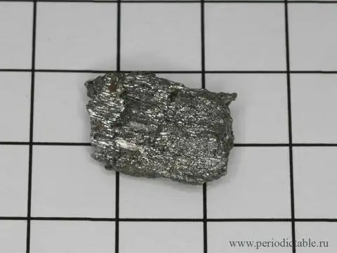 Кусок металлического бериллия