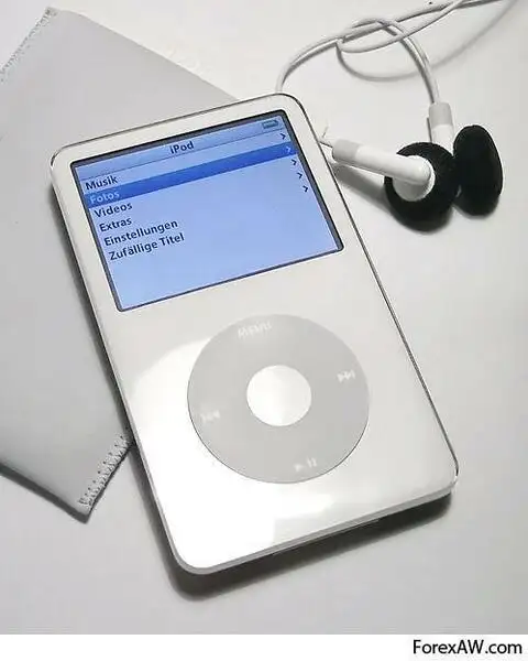 79. Белый iPod пятого поколения (2005)