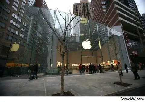 12. Магазин Apple Store в NY